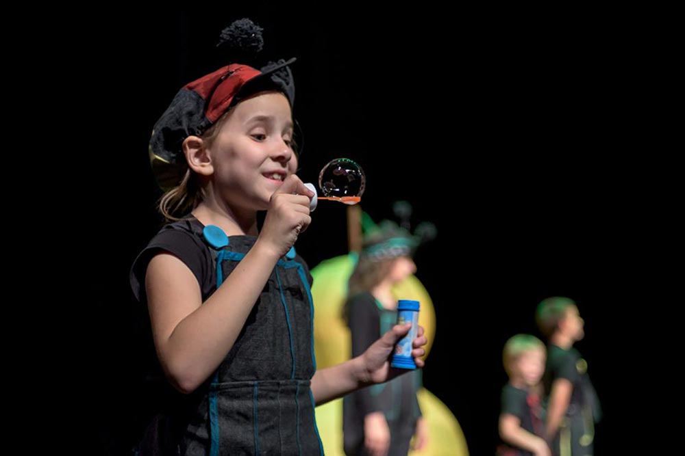 Mravac i cvrčak - obnova